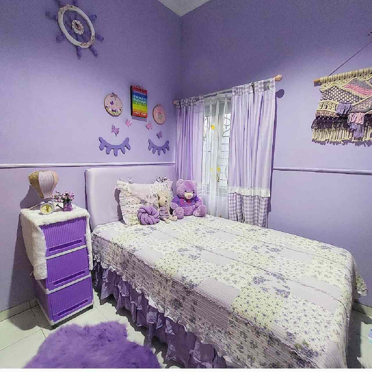 Cat Kamar Anak Warna Ungu