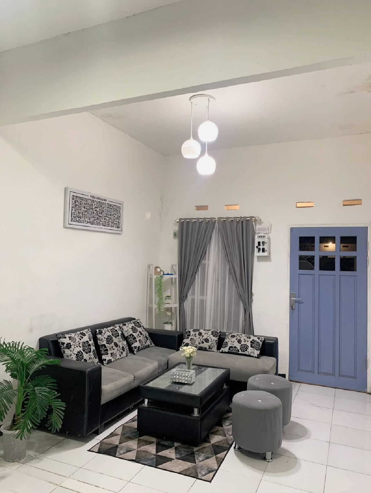 Ruang Tamu Sederhana