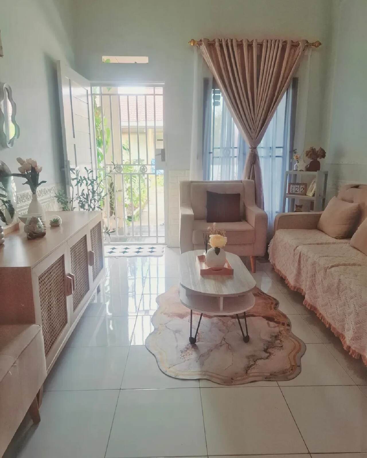 Model ruang tamu estetik