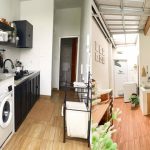 5 Inspirasi Desain Dapur dan Ruang Cuci Menyatu yang Cocok untuk Lahan Terbatas