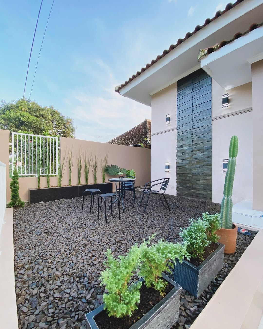 desain halaman rumah minimalis