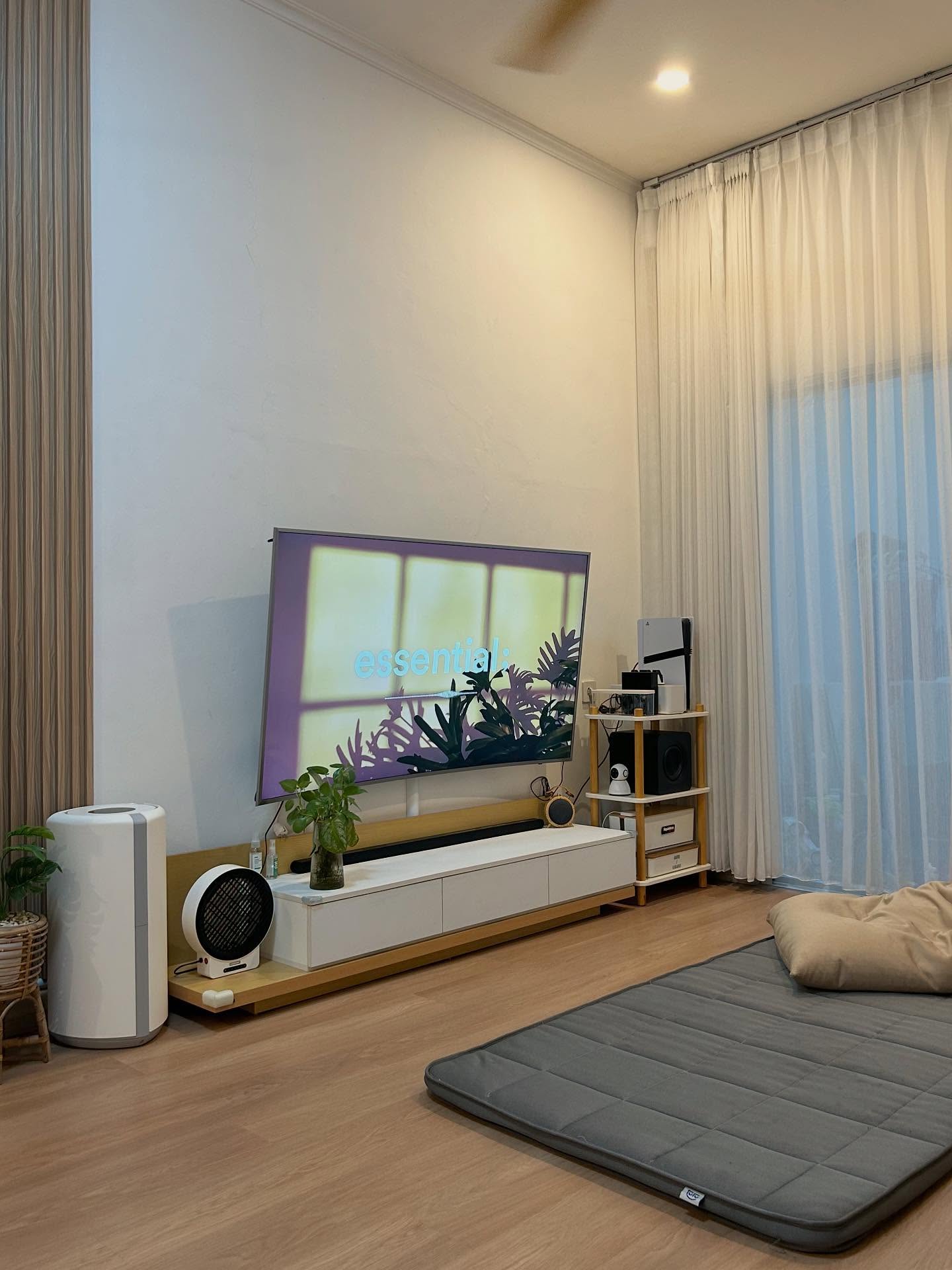 7. Desain Ruang TV Minimalis Modern Ala Japandi