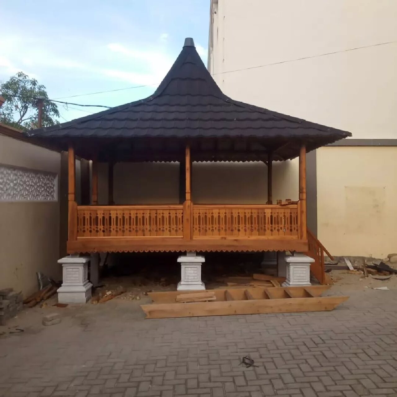 Desain Gazebo Kayu Tradisional