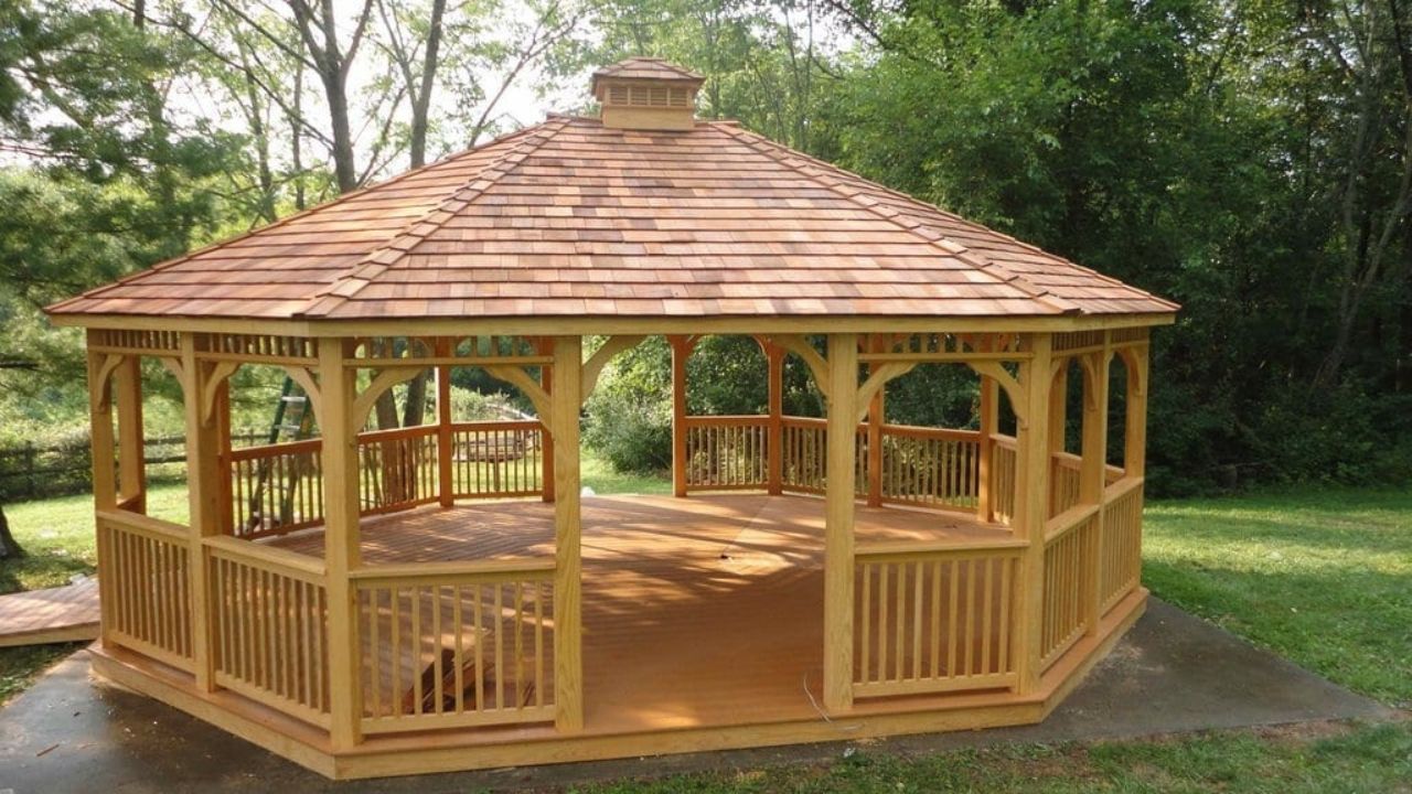 Desain Gazebo Kayu Unik
