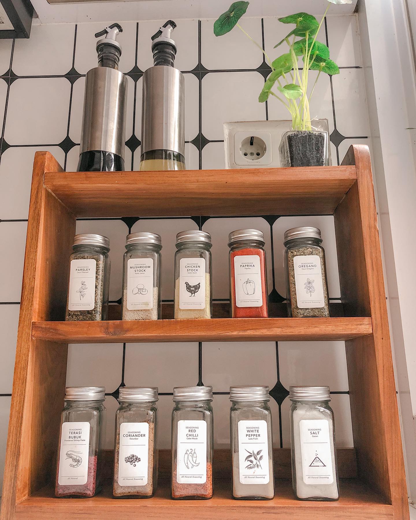 Rak Bumbu Dapur Kayu Jati
