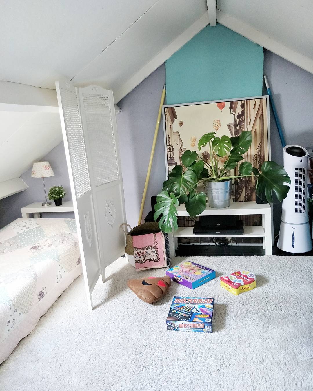 kamar loteng sederhana