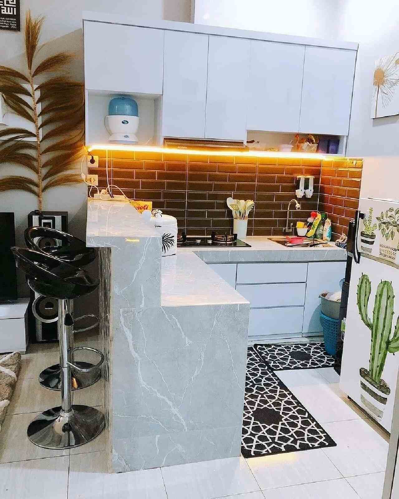 Contoh Desain Dapur Mungil Minimalis Ukuran 2x1