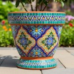 8 Model Pot Tanaman Hias Buat Percantik Halaman Rumah