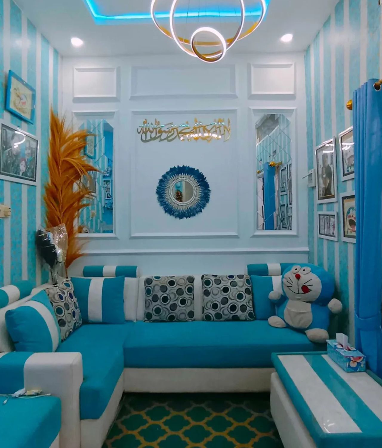 Model Ruang Tamu Minimalis Serba Biru