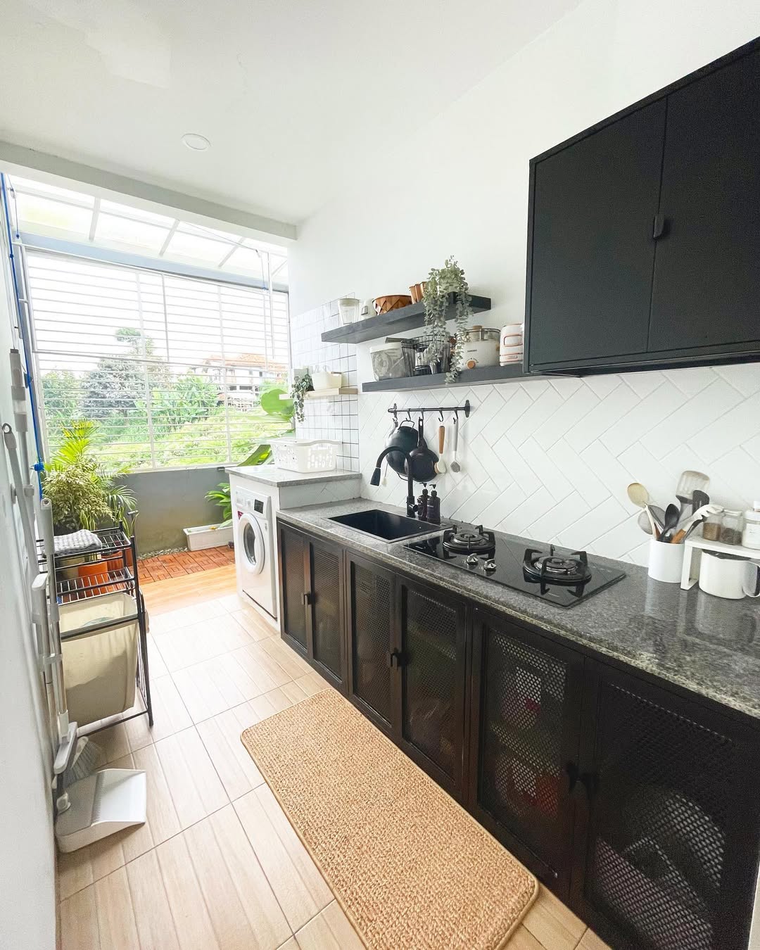 desain dapur kotor dan dapur bersih