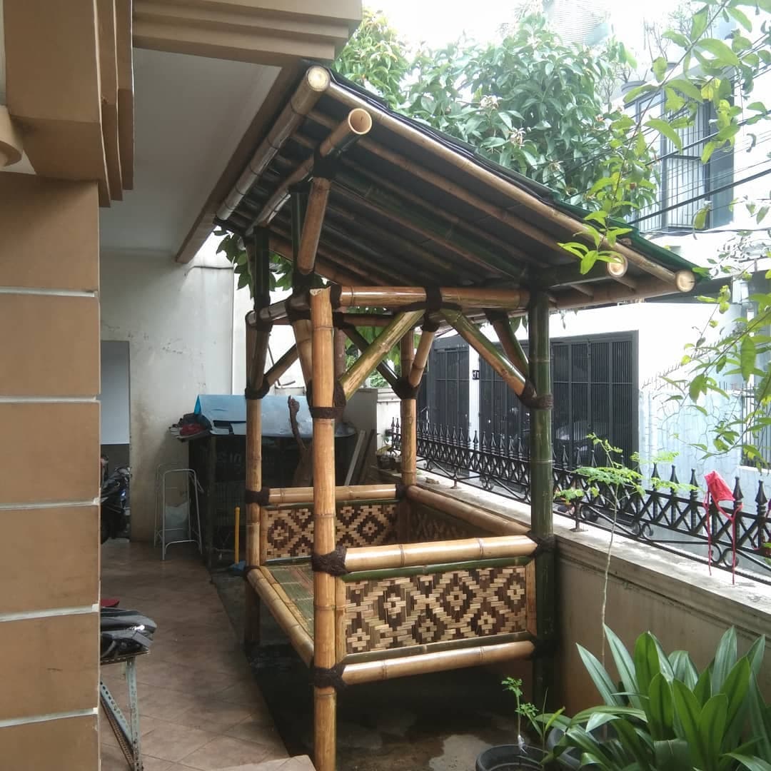 desain saung bambu sederhana 2x1