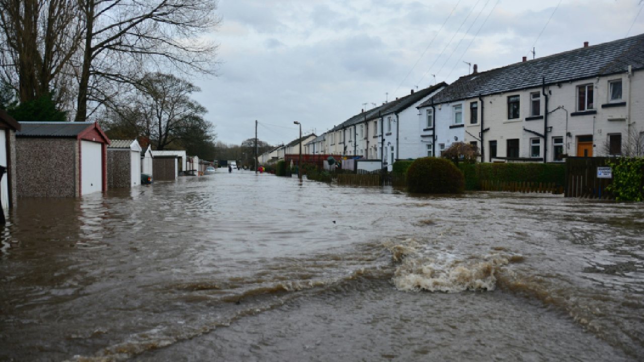 ciri rumah bebas banjir