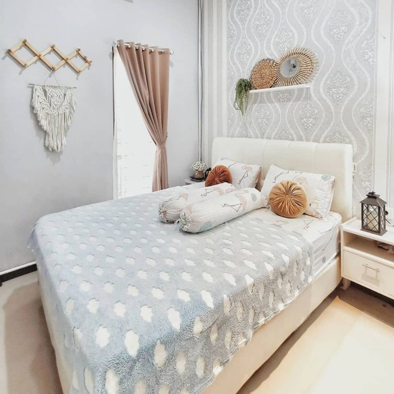 aesthetic pictures of room with wallpaper