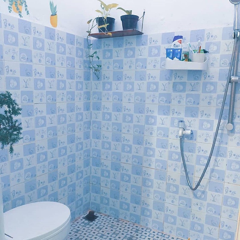 unique blue bathroom wall tiles