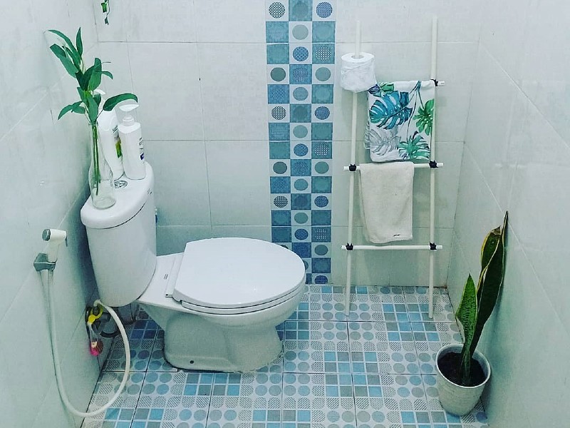 the latest minimalist bathroom tiles