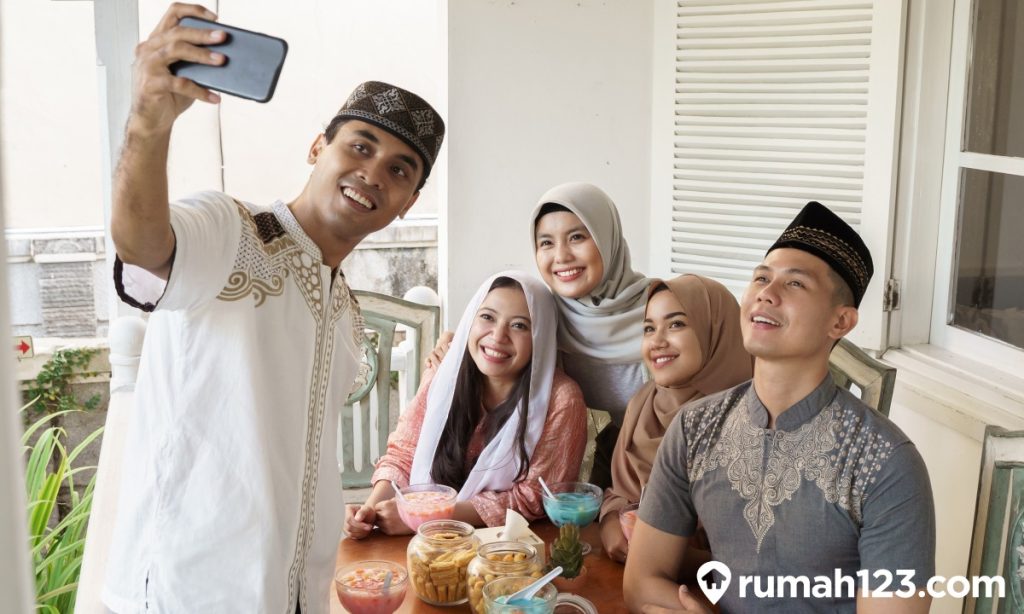 Contoh Undangan Buka Bersama Formal dan Non-Formal yang Unik