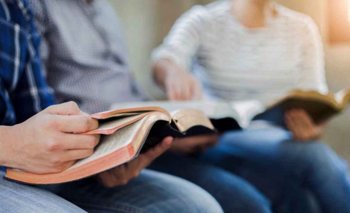 cerita anak sekolah minggu tentang tolong menolong